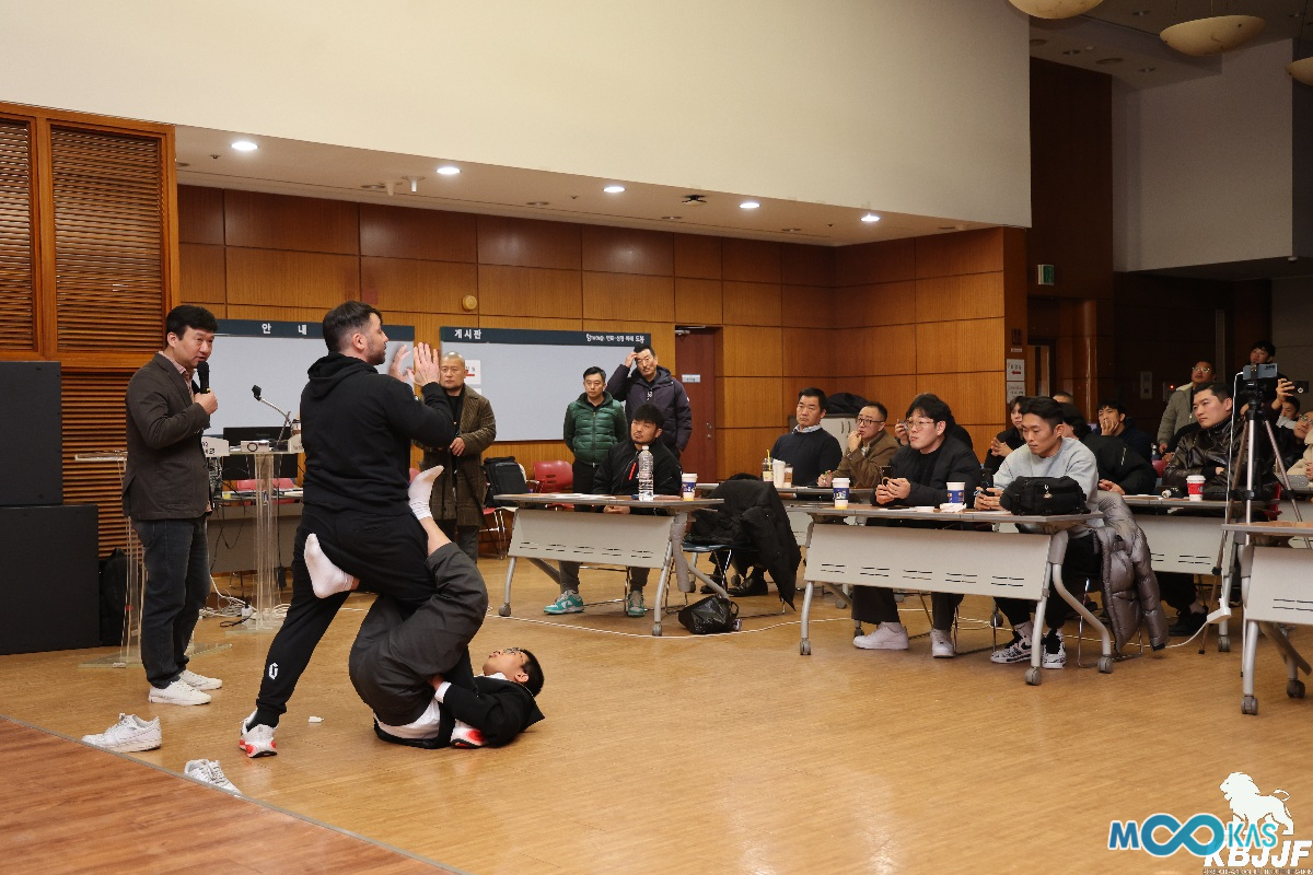 IBJJF 공식 룰 세미나, 서울 도봉구서 개최... 한국 심판 세계 진출 발판 - 뉴스 썸네일 이미지